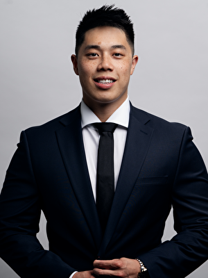 Real Estate Agent - Brady Tran