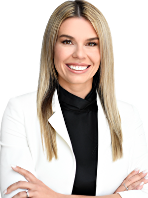 Real Estate Agent - Cindy Mccaig