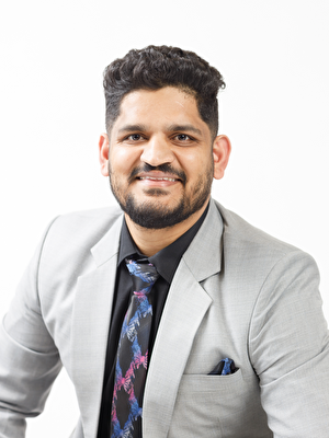 Real Estate Agents - Yograj Singh